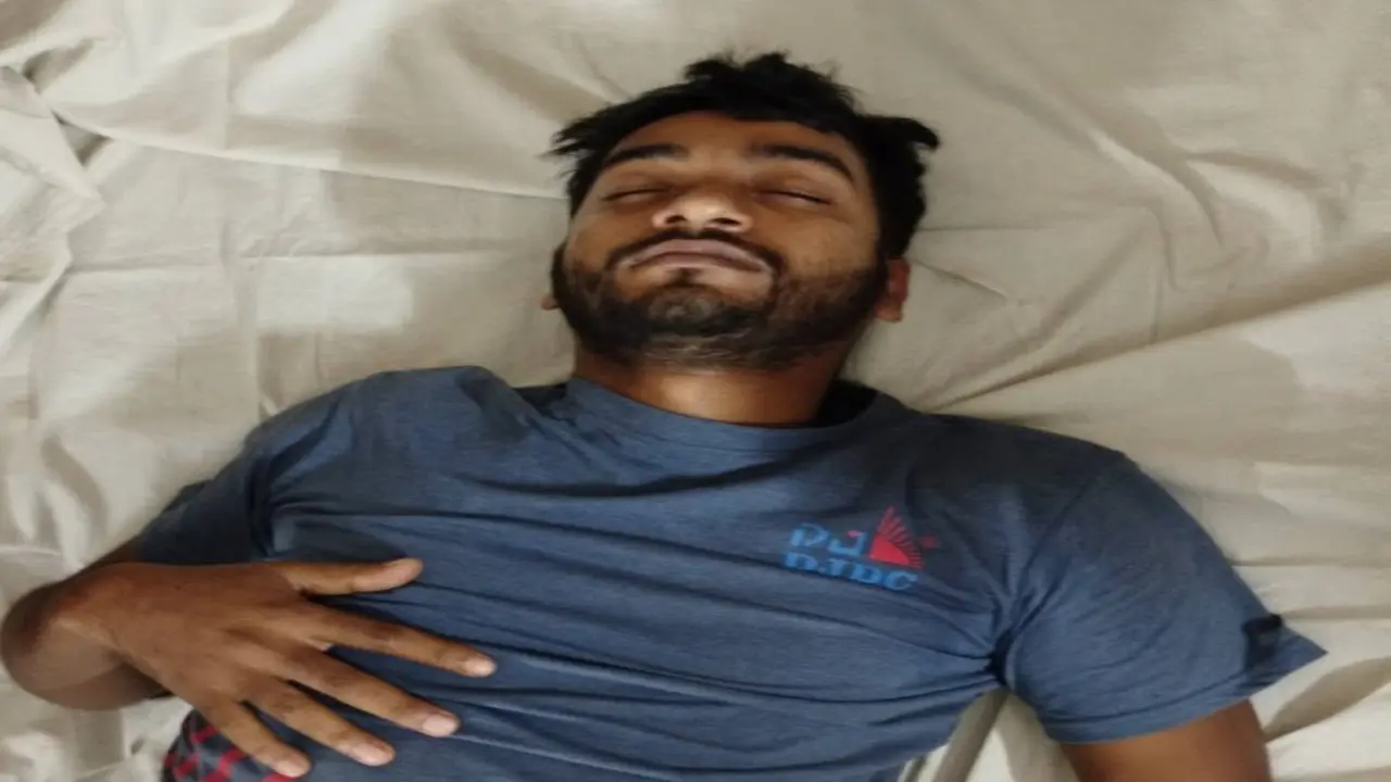 চালককে অচেতন করে  অটোরিকশা-মোবাইল ছিনতাই