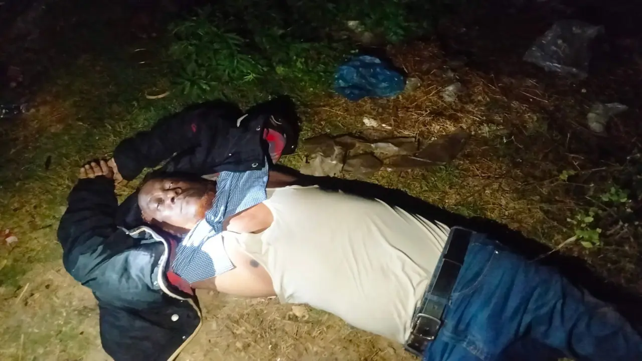 চাতালের পাশে পড়েছিল ব্যবসায়ীর লাশ