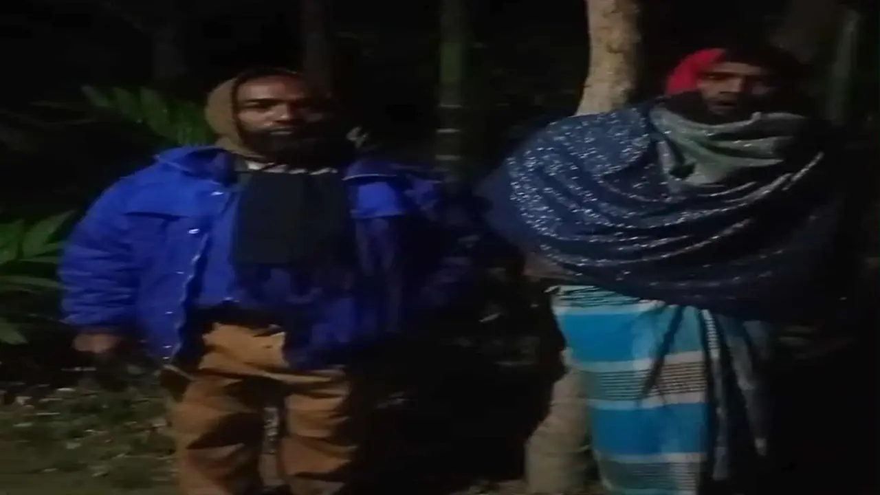 চোরের মামলায় পালিয়ে বেড়াচ্ছে গ্রামবাসী,মামলা থেকে বাঁচতে এলাকাবাসীর মানববন্ধন