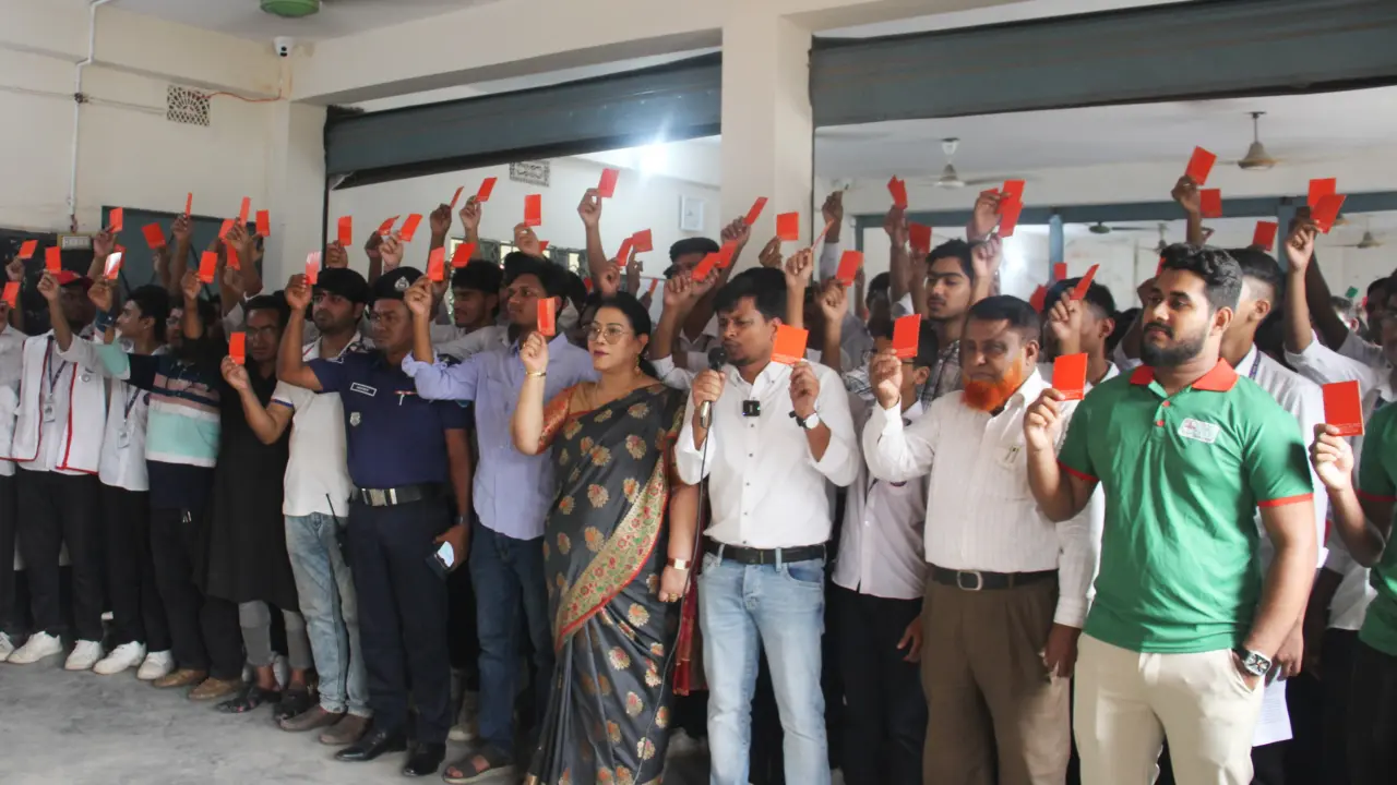 ঢাকা কেরানীগঞ্জে ভালোকে ‘হ্যাঁ’, খারাপকে ‘না’ বললো শিক্ষার্থীরা।