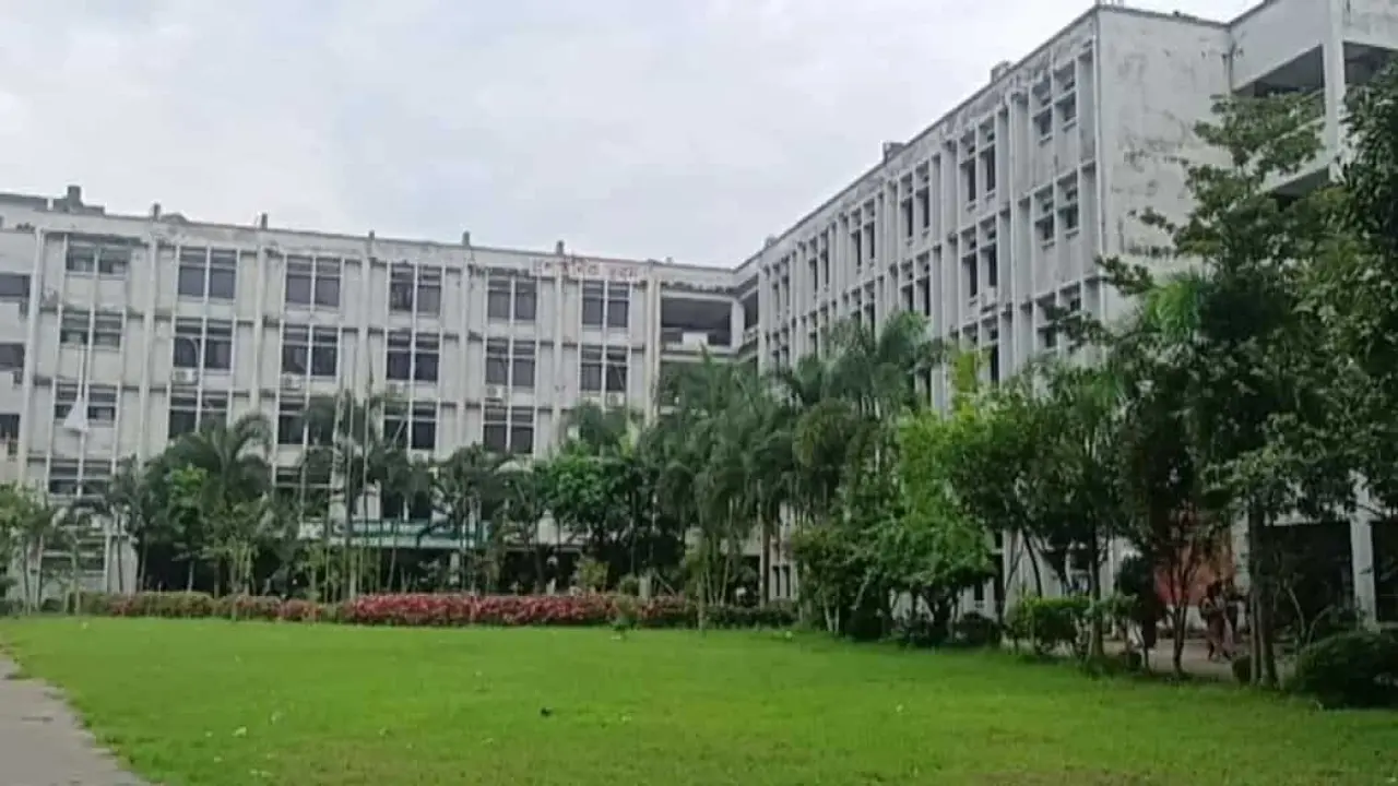 গোপালগঞ্জ বিজ্ঞান ও প্রযু‌ক্তি বিশ্ব‌বিদ্যাল‌য় আজ ও আগামীকালের ক্লাস ও পরীক্ষা স্থ‌গিত