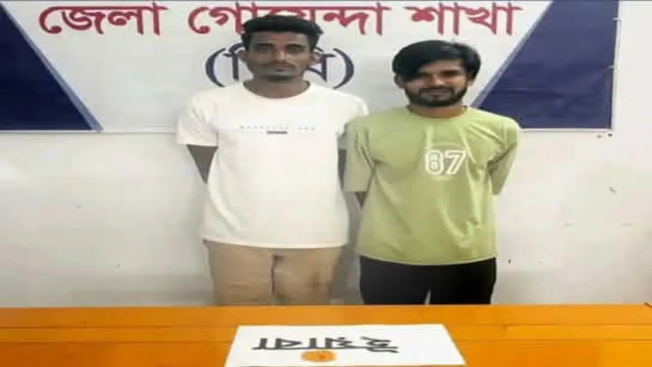 গলাচিপায় ডিবি পুলিশের অভিযানে ১১০ পিস ইয়াবাসহ গ্রেপ্তার ২