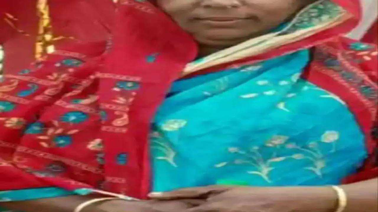 গলাচিপায় নিখোঁজ বৃদ্ধাকে খুঁজছে পরিবার