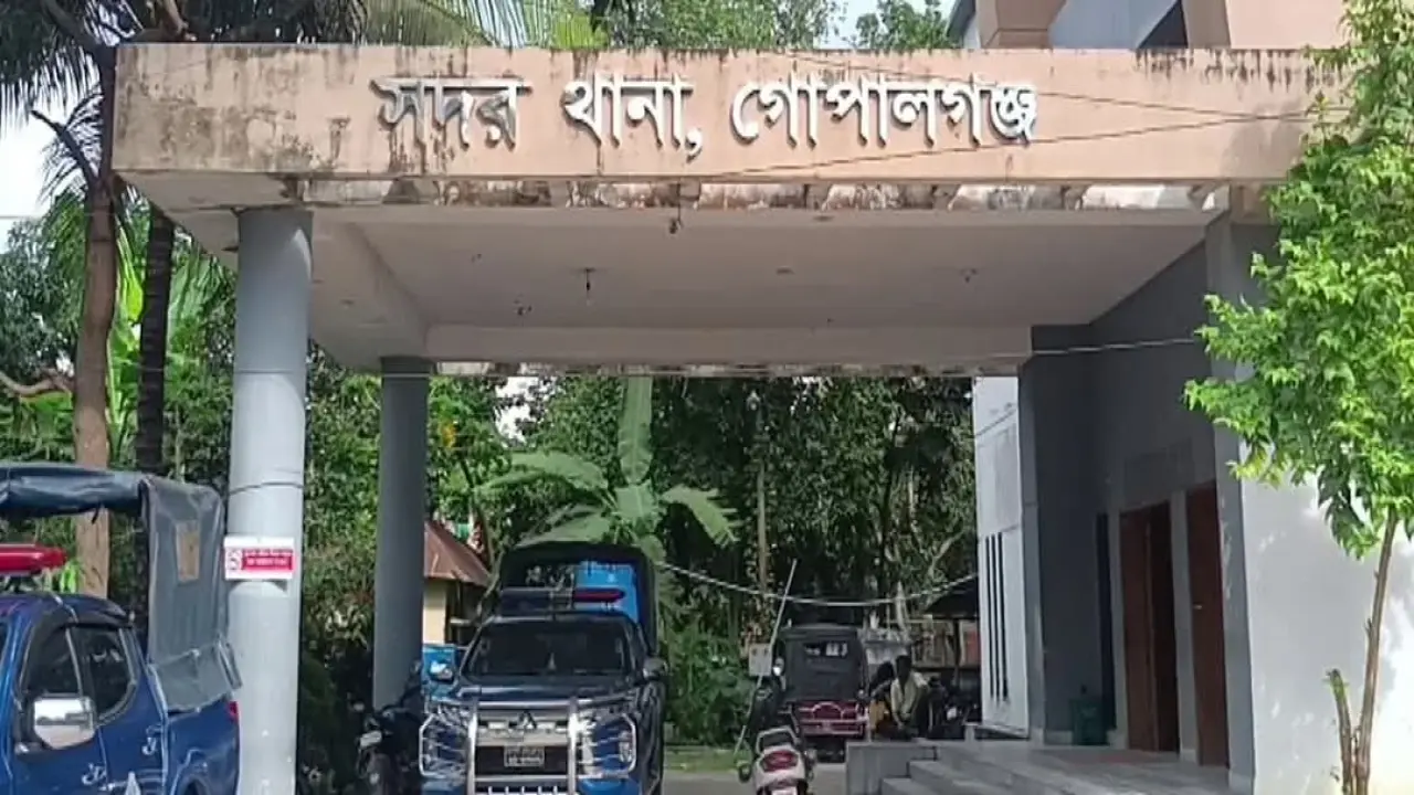 গোপালগঞ্জে দুই মোটর সাইকেলের সংঘর্ষ, প্রাণ গেলো তিনজনের
