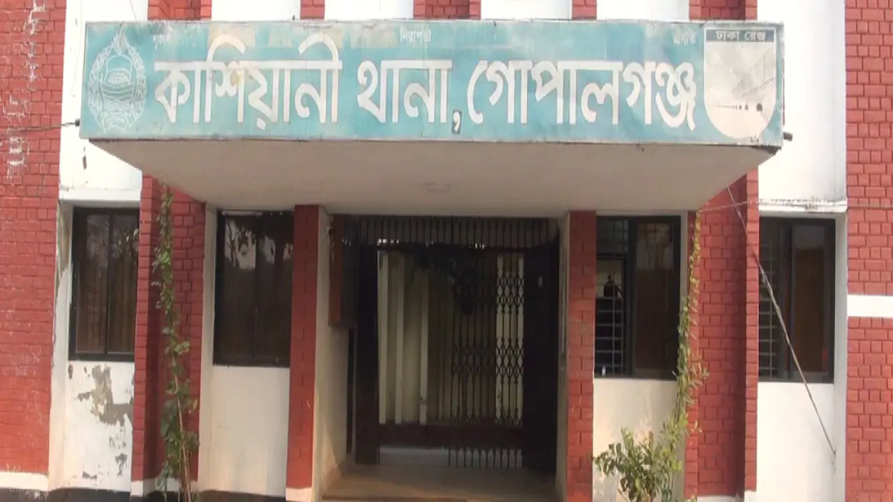গোপালগঞ্জে গাছের পাতা কুড়াতে গিয়ে গাড়ী চাপায় নারী নিহত
