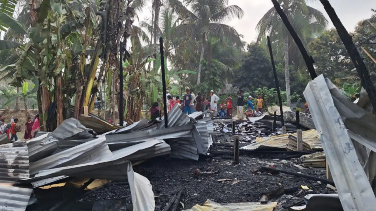 গোপালগঞ্জে অগ্নিকান্ডে পুড়ে গেছে একটি তালিমুল কোরআন নুরালি মহিলা মাদ্রাসা