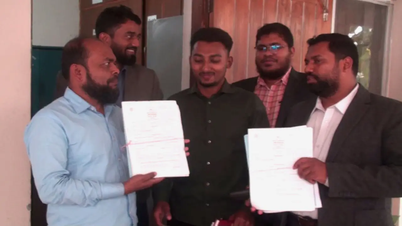 গোপালগঞ্জে স্বতন্ত্র প্রার্থী হিসাবে মনোনয়ন ফরম কিনেছেন জেলা বিএনপির সাবেক সভাপতি ও সাবেক এমপি এম,এইচ খান মঞ্জু