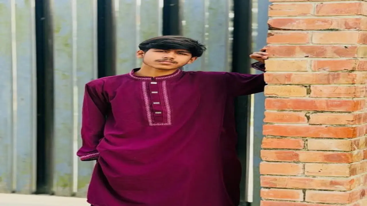 গোপালগঞ্জে ট্রাক ও মোটর সাইকেলের মুখোমুখী সংঘর্ষে এসএসসি পরীক্ষর্থী দুই বন্ধু নিহত