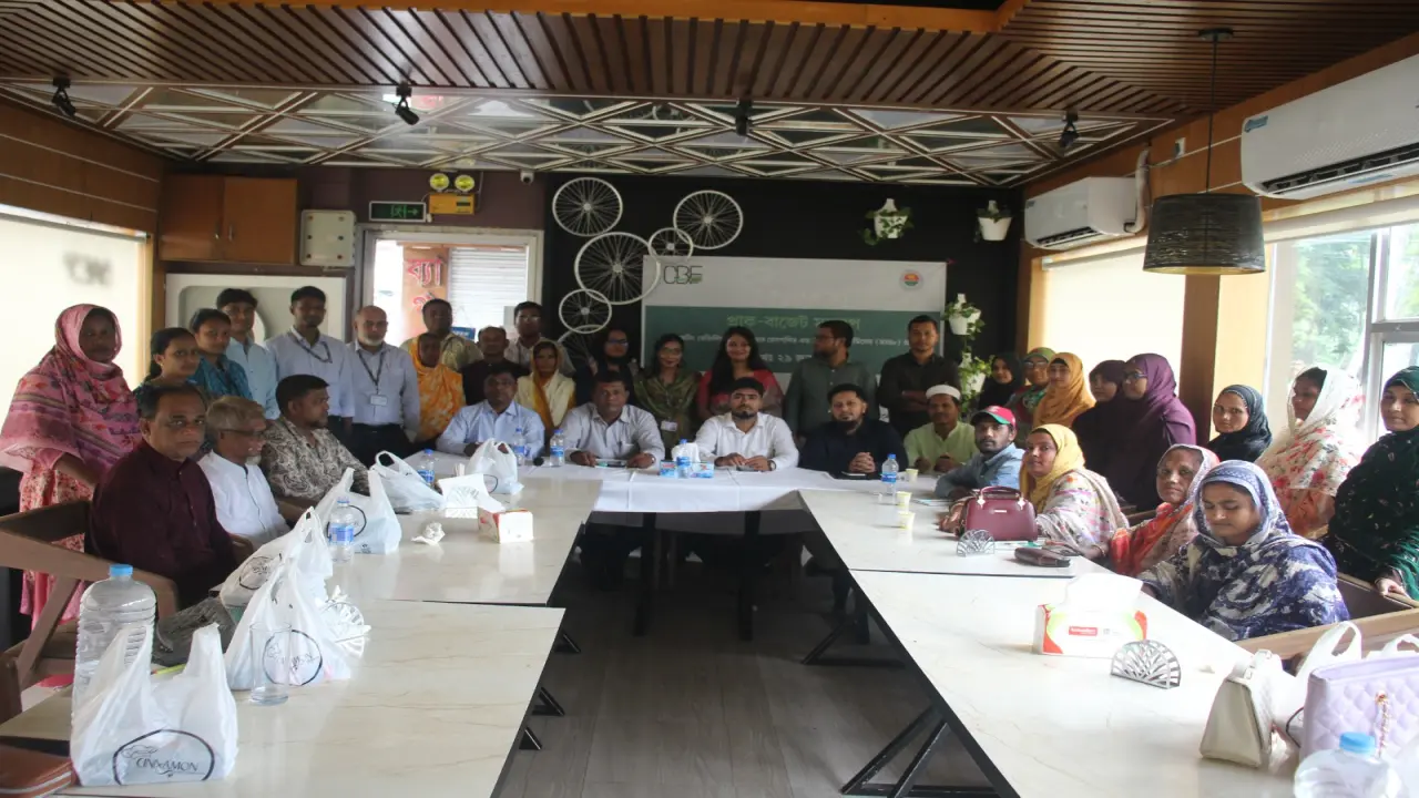জলবায়ু-সহনশীল বরিশাল গড়তে কমিউনিটি-ভিত্তিক বর্জ্য ব্যবস্থাপনার প্রাক-বাজেট সংলাপ