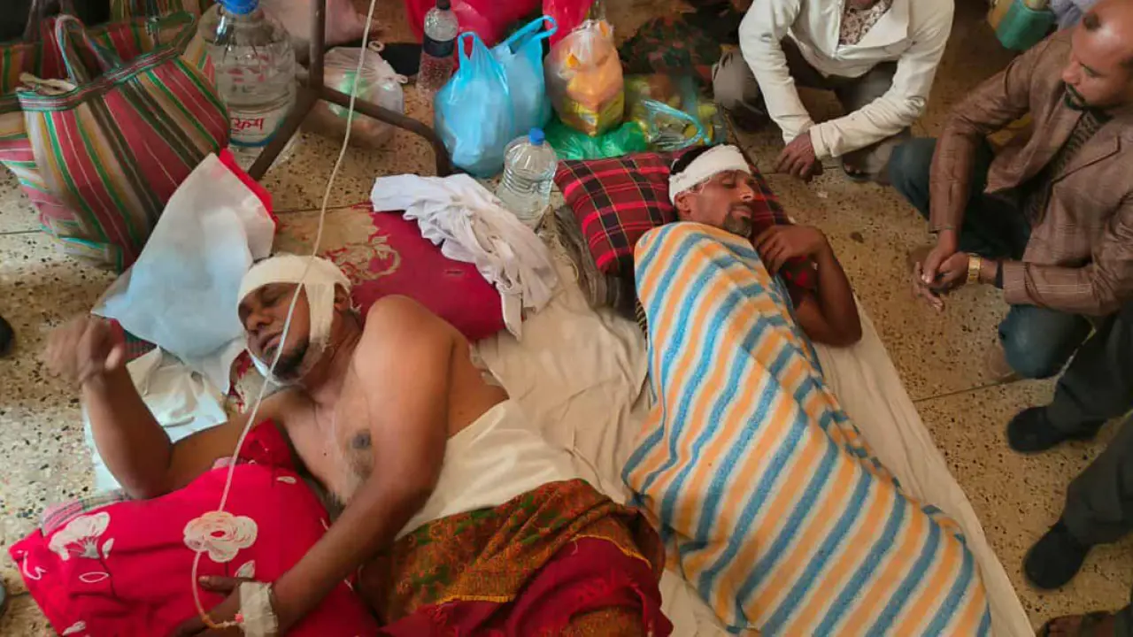 কাশিয়ানীতে ব্যবসায়ীসহ দুইজনকে কুপিয় ইজিবাইক ছিনতাই