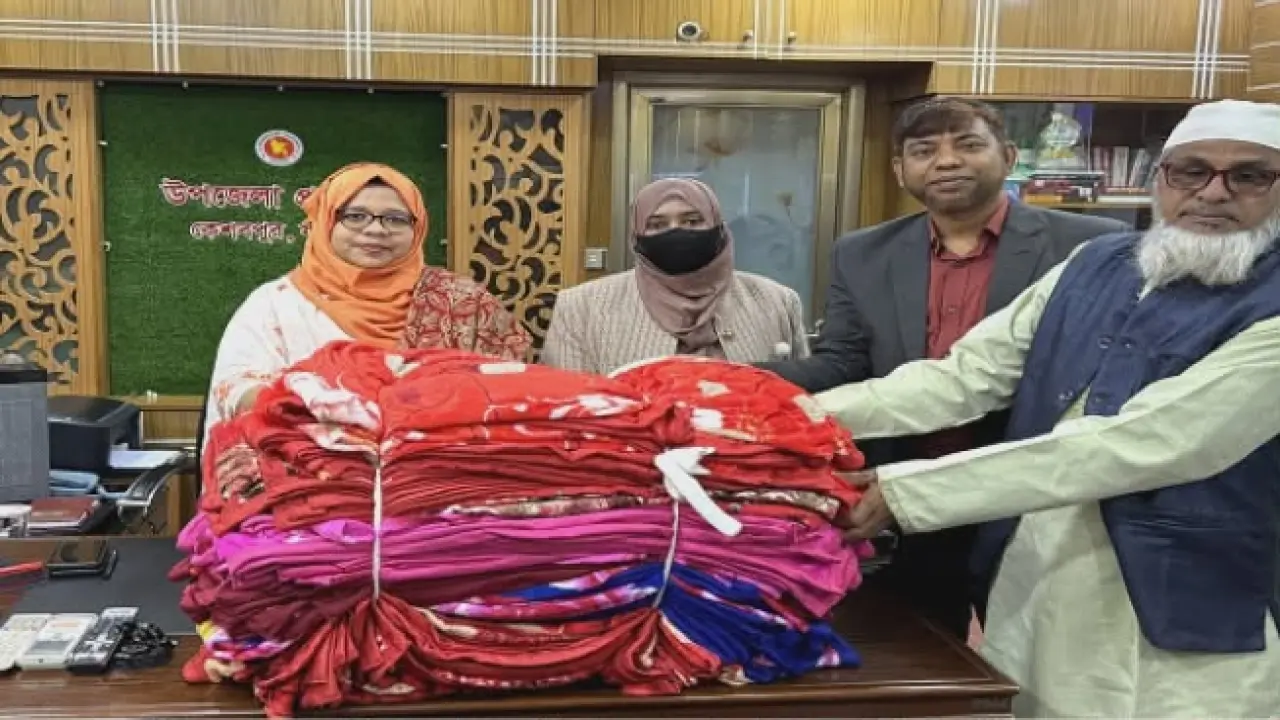 কেশবপুরে ২৪০ হতদরিদ্র শিক্ষার্থীর মাঝে শীতবস্ত্র বিতরণ।