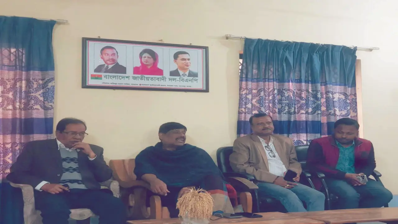 কেশবপুরে নিজ বাসভবনে গণমাধ্যম কর্মীদের সাথে  ধানের শীষের  প্রার্থী আবুল হোসেন আজাদের মতবিনিময় সভা অনুষ্ঠিত।