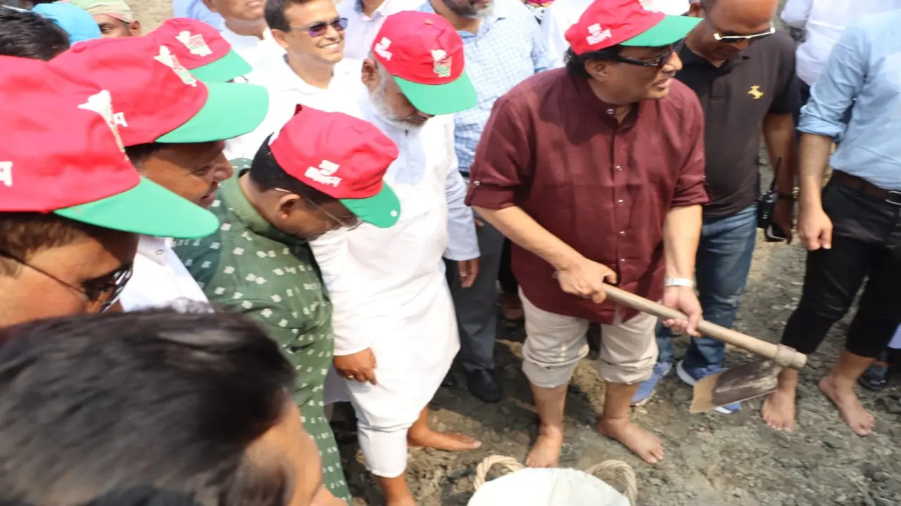 খাল খননের মাধ্যমে গোপালগঞ্জে ব্যাপক কৃষি উন্নয়ন হবে-সংস্কৃতি বিষয়ক প্রতিমন্ত্রী