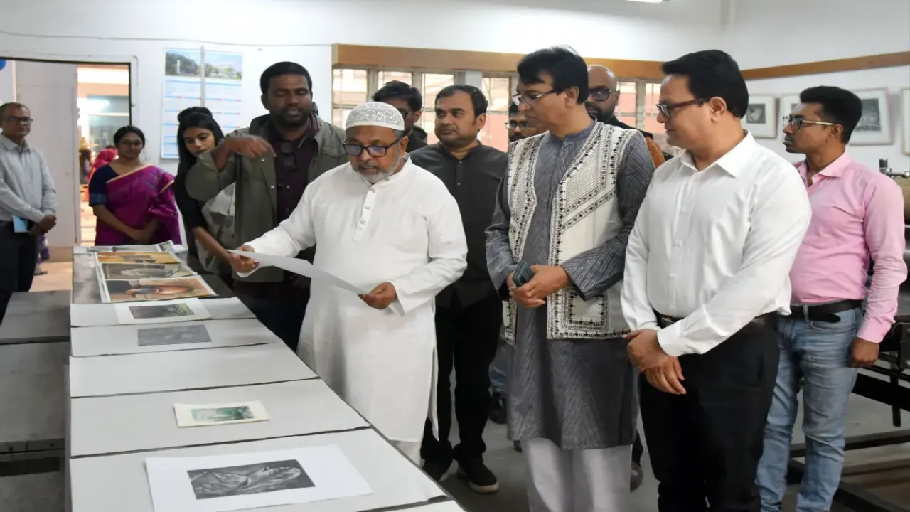 খুবির প্রিন্টমেকিং ডিসিপ্লিনে দুটি আধুনিক ল্যাবের উদ্বোধন