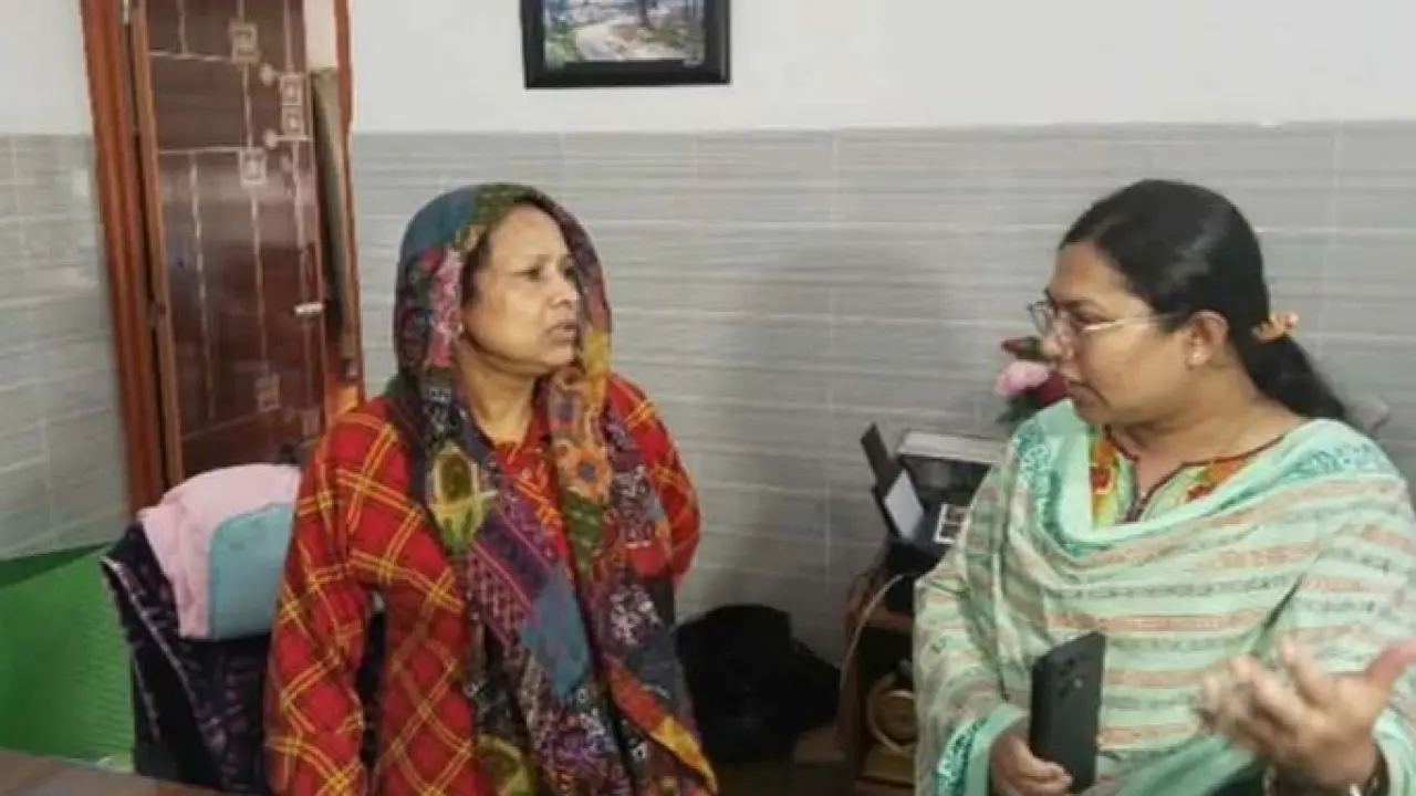 ক্লিনিকে সিজারের পর বিল পরিশোধ না করায় নবজাতক বিক্রির পরামর্শ চিকিৎসকের