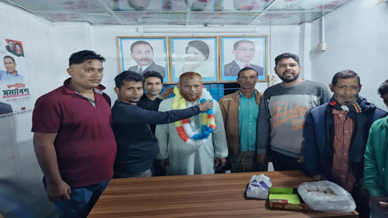 কোটালীপাড়ায় যুবলীগ নেতা পদত্যাগ করেই যুবদলের যোগদান