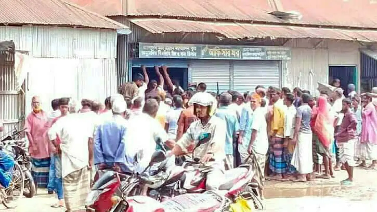 কুড়িগ্রামে আমনের ভরা মৌসুমে সার সংকট বিপাকে কৃষক