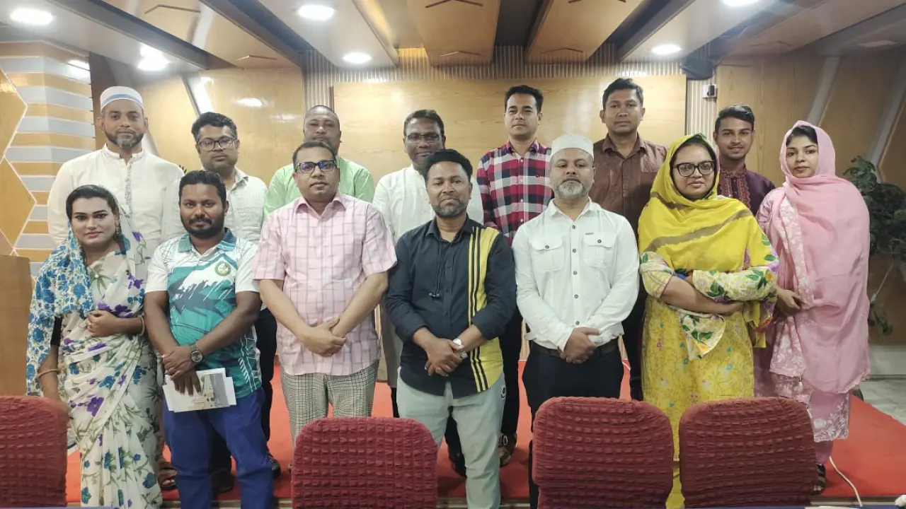 নারী ও পুরুষের মত হাসপাতালে ওয়ার্ড চায় হিজরারা