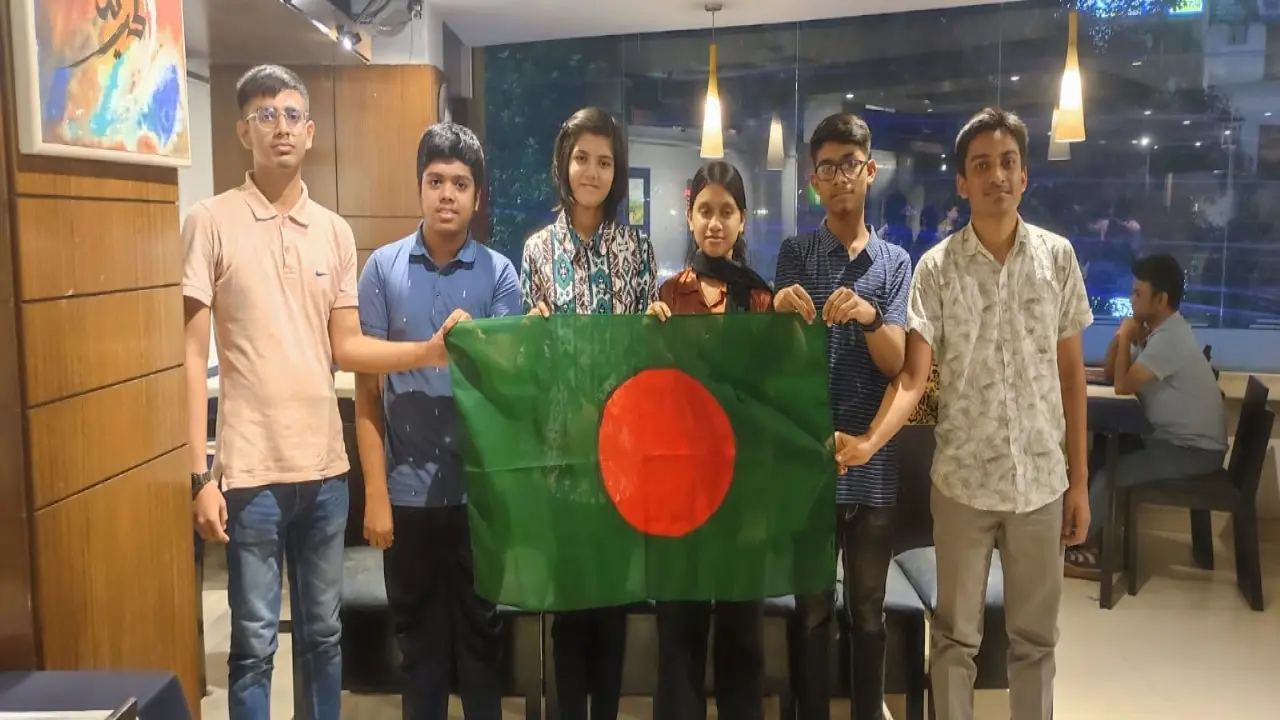 ওপেন ওয়ার্ল্ড অ্যাস্ট্রোনমি অলিম্পিয়াডে যাচ্ছে ছয় সদস্যের বাংলাদেশ দল।