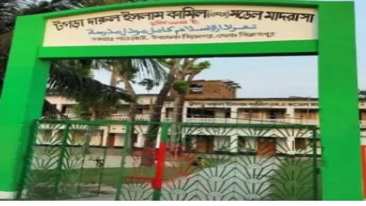 ‘অতিরিক্ত গরমে’ দাখিল পরীক্ষা কেন্দ্রে ৫ শিক্ষার্থী অসুস্থ