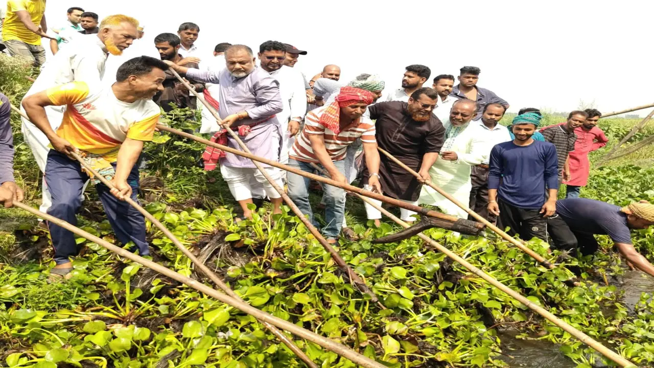 পরিবেশ ও প্রকৃতি রক্ষায় আমরা খাল খনন ও পরিষ্কারের একাধিক পরিকল্পনা গ্রহণ করেছি-গোপালগঞ্জ-০৩ আসনের সাংসদ জিলানী