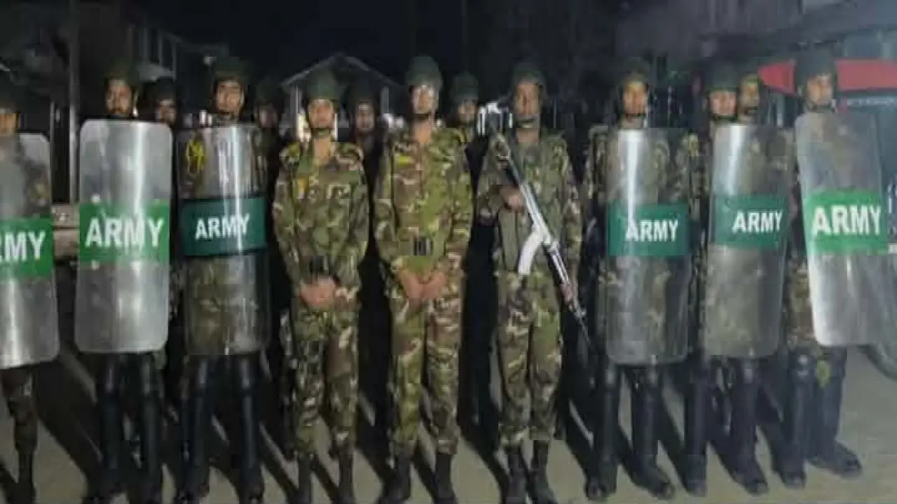 পটুয়াখালী-৩ : দুই প্রার্থীর প্রচারণা ঘিরে আইনশৃঙ্খলা অবনতির আশঙ্কা, সেনাবাহিনী মোতায়েন