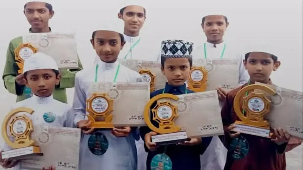 পটুয়াখালী জেলা হিফজুল কোরআন প্রতিযোগিতায় দশমিনার মাদরাসার শিক্ষার্থীদের সাফল্য