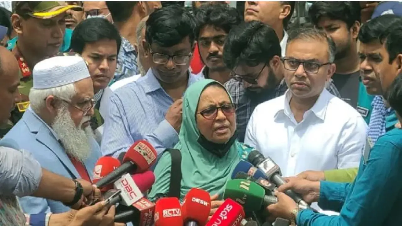 রংপুরে  কিডনি ক্যান্সার ও হৃদরোগের জন্য ৫৬০ শয্যার বিশেষায়িত হাসপাতা: স্বাস্থ্য উপদেষ্টা