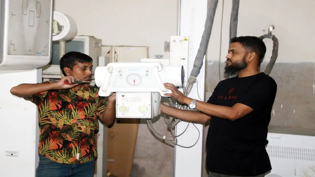 শের-ই-বাংলা মেডিকেল কলেজ হাসপাতালে চার দিনে ৯৫টি অচল মেশিন সচল