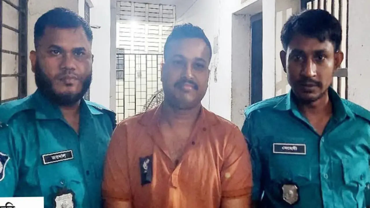 টিপু মুনশির পিএস কারাগারে