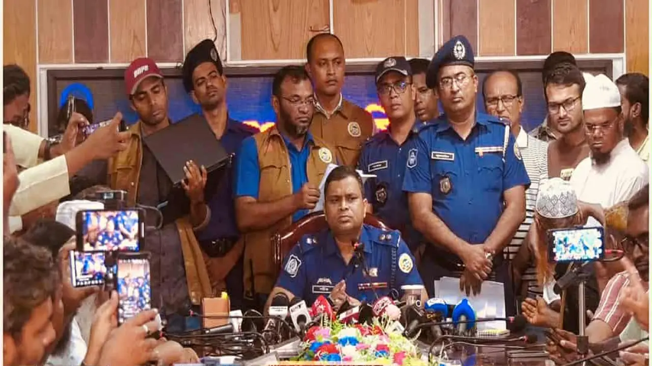 ভোলায় ছেলের হাতেই খুন হন ইসলামি বক্তা আমিনুল হক নোমানী,৬ দিন পর ঘাতক ছেলে পুলিশের হাতে গ্রেপ্তার