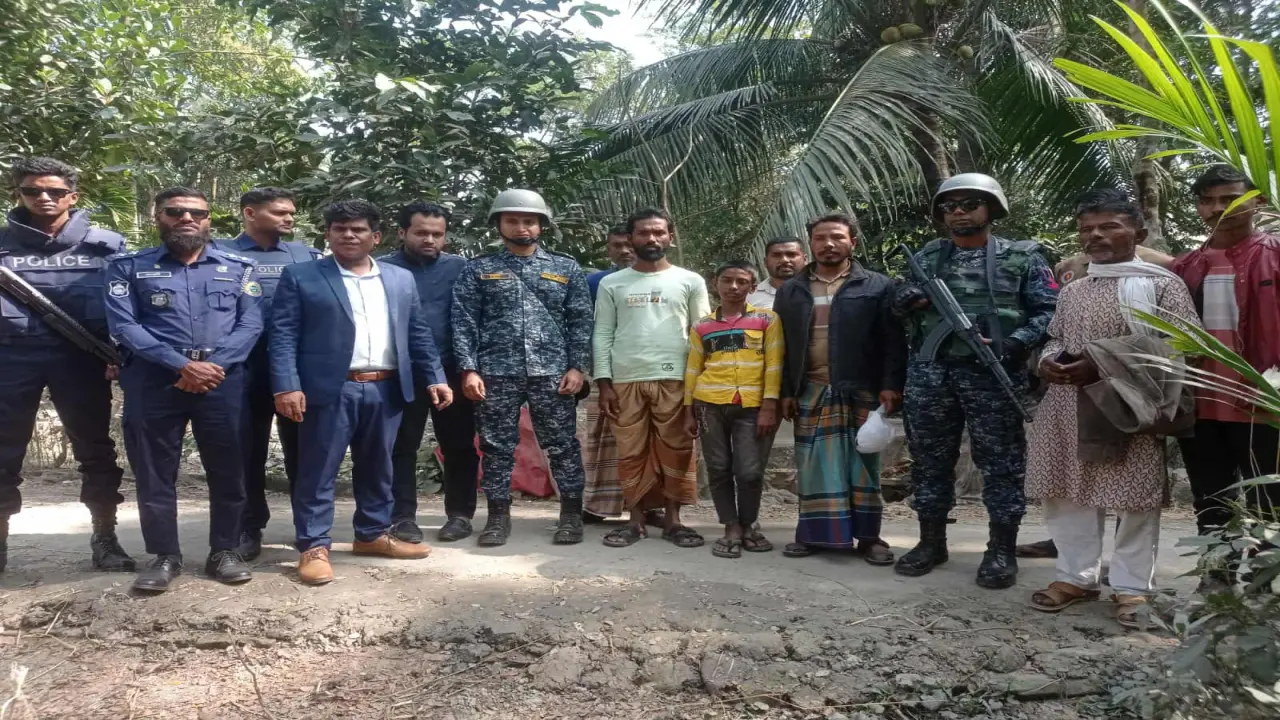 ভোলায় নৌ বাহিনীর বিশেষ অভিযানে নিখোঁজ শিশু উদ্ধার