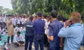৭ দফা দাবীতে ঢাকা-খুলনা মহাসড়ক অবরোধ করে আন্দোলন করেছে গোপালগঞ্জ পলিটেকনিক ইনস্টিটিউটের শিক্ষার্থীরা