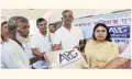 দৌলতপুরে নদীভাঙনে ক্ষতিগ্রস্তদের ২৫ কেজি করে চাল বিতরণ