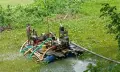 গলাচিপায় অবৈধ বালু উত্তোলনের ড্রাম ড্রেজার জব্দ