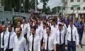 গোপালগঞ্জে বিচারকের অপসারনের দাবীতে আইনজীবীদের বিক্ষোভ, বিচারকের আমলি ক্ষমতা প্রত্যাহার